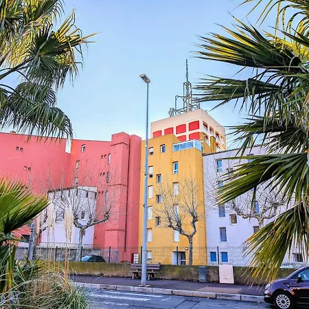 Cap D T4 Duplex Center Port Private Parking Wifi Air Conditioning *