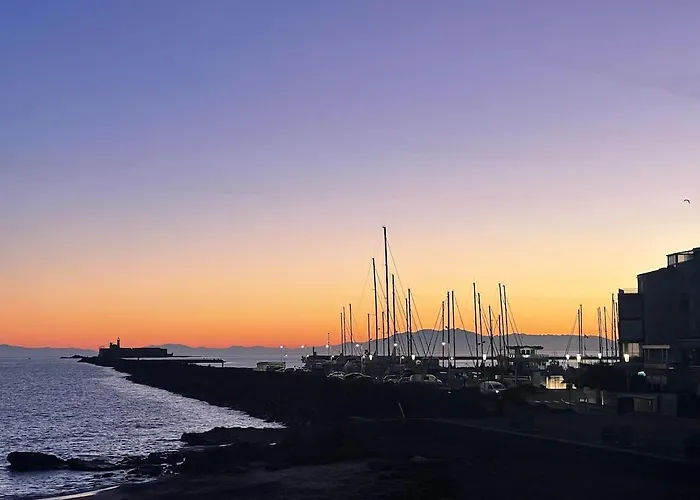 Cap D T4 Duplex Center Port Private Parking Wifi Air Conditioning