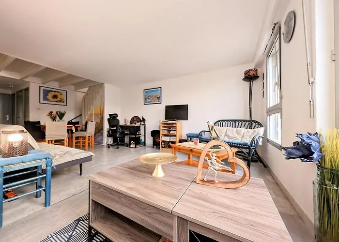 Cap D T4 Duplex Center Port Private Parking Wifi Air Conditioning