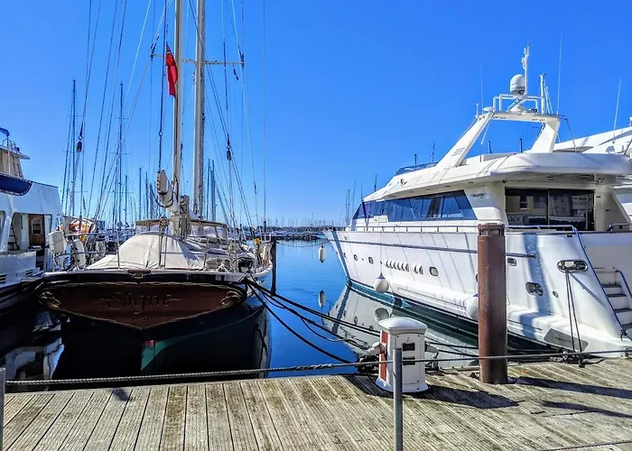 Apartamento Cap D T4 Duplex Center Port Private Parking Wifi Air Conditioning *