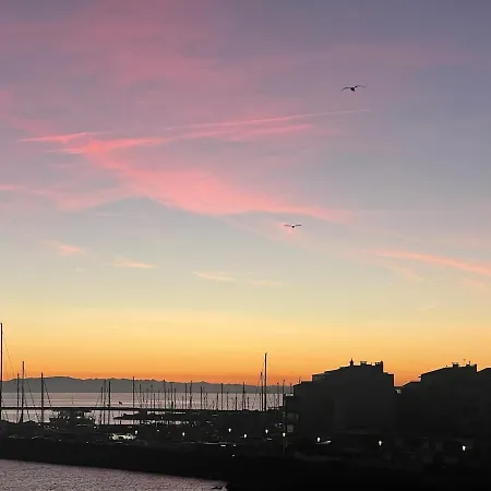 Cap D T4 Duplex Center Port Private Parking Wifi Air Conditioning