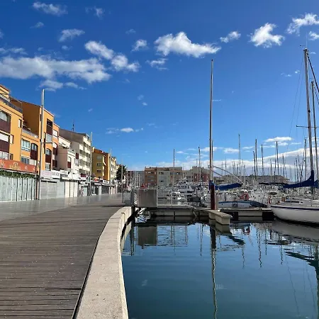 Cap D T4 Duplex Center Port Private Parking Wifi Air Conditioning