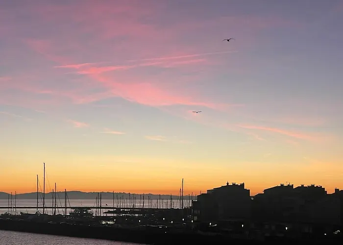 Cap D T4 Duplex Center Port Private Parking Wifi Air Conditioning